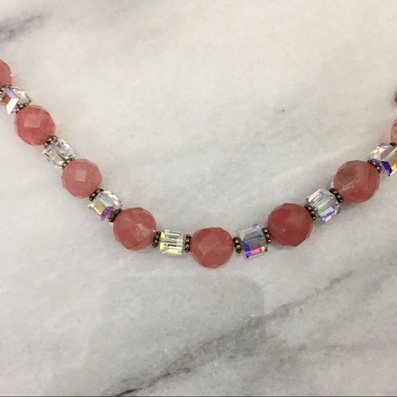 New Cherry Quartz & Swarovski Cube Crystal Bracelet - Picture 5 of 8